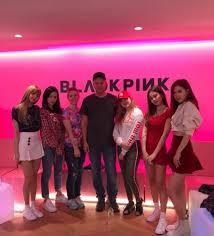 His birthday, what he did before fame, his family life, fun trivia facts, popularity rankings, and more. Jenniekimjennie On Twitter Kiel Tutin And Kyle Hanagami Are As Surprised And Excited As We Are Blackpink Jisoo Jennie Rose Lisa