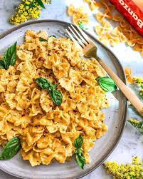 The Greatest Pastas You Can Make For National Pasta Day Using Banza Chickpea Pasta Bowtie Pasta Pasta Recipes Healthy Recipes
