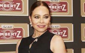 Richard lugner ist vom wiener opernball nicht mehr wegzudenken. Ornella Muti Begleitet Richard Lugner Zum Wiener Opernball