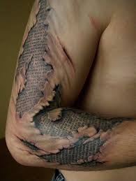 The fellowship of the ring the lord of the rings: 18 Optical Illusion Tattoos That Will Make You Take A Second Look