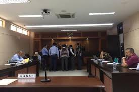 Kata bijak atau kata mutiara bisa memberikan kita sebuah pencerahan, sebuah motivasi dalam menjalani kehidupan ini. Sidang Aqua Vs Le Minerale Ini Kata Saksi Ahli