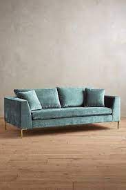 To Choose The Right Sofa Is One Of The Most Difficult Things When It Comes To Home Decor But Keep In Mind That Velvet Schoner Wohnen Wohnzimmer Samt Sofa Sofa