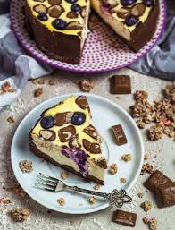 Heidelbeer Kasekuchen Mit Schokolade Und Kokos Kakao Boden Danifitlifestyle In 2020 Heidelbeer Kasekuchen Einfacher Nachtisch Kuchen