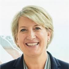 Congratulations to Carle Health Executive Vice President, Chief Medical  Officer, Napoleon Knight, MD, MBA, for receiving a Lifetime Achievement  award from the Carle Illinois College of Medicine.