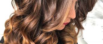 Visualizza altre idee su capelli neri con riflessi, capelli, capelli neri. Come Schiarire I Capelli Tinti Con La Tecnica Degrade Centro Degrade Joelle