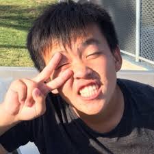 Chris Huynh (@huynhtchris)