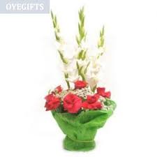 Flower Delivery In Cochin Send Flowers To Cochin Same Day Midnight Oyegifts Flower Delivery Online Flower Delivery Valentines Flower Delivery
