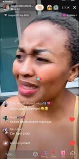 Oksalayo Uwile Futhi Ngeke Usavuka” Says Gatvol Gogo Skhotheni To TallAssMo  “Un4ka UMnsinsila 😩 Ubu$0 Bakho Ngathi INkofofo Emnyama Eshef!we” 😩