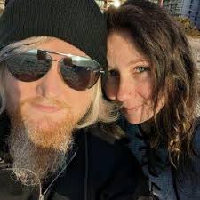 Lisa Utz and Jared Perdue's Wedding Registry