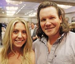 Bruce Vandergriff's Instagram, Twitter & Facebook