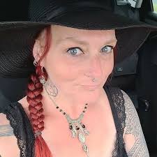 Vic Bennett (@darkmoonlilith13) • Threads, Say more