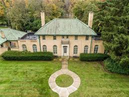 Among them was italian renaissance, which began around 1890 and remained italian renaissance houses, as the name implies, owe their heritage to renaissance classical architecture. 1922 Italian Renaissance Detroit Mi Old House Dreams