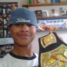 Derek Holden (@DerekOrg)