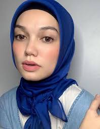 Puteri sarah online sayfasında doğum tarihi, ikamet yeri, telefon numarası, adres ve sosyal medya hesapları gibi kişisel bilgileri. Syaikhul Sumayyah Semakin Besar Makin Comel Puteri Sarah Pula Ligat Berniaga Nona