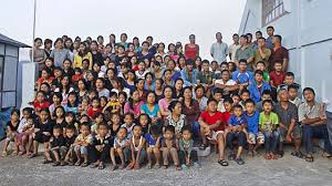 All the six babies were born within six minutes, one after another. Meet The Woman Who Gave Birth To 69 Children Youtube