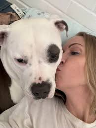 Jojo (Scarla) with her trusty side kick Kalliope