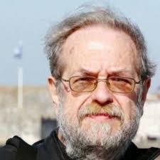 Daniel Dory's Instagram, Twitter & Facebook