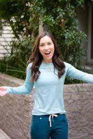 Figs Underscrub Top And Jogger Pant Review Scrubs Outfit Fashion For Petite Women London Fashion Bloggers