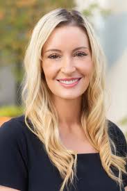 Heather Cote's Instagram, Twitter & Facebook