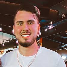 Kelly Silva and Ryan Lennon's Wedding Website