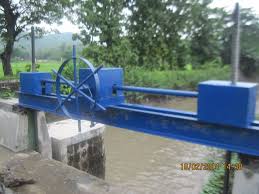 Guna mendukung pemerintah dalam program swasembada pangan, putra sari logam memproduksi pintu air irigasi sebagai kontrol aliran air pertanian yang mana prod. Proyek Raja Pintu Air Sebagai Bukti Nyata Kerja Kami