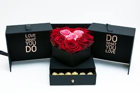 If you are looking for a florist with the wow factor , look no further. Pink Cloth Square Flower Box With Heart Shape Container And Drawer Enclosed Comes With Liners And Foams