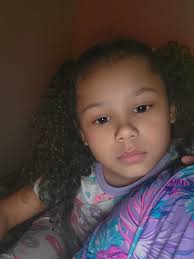 Can cousins attend same school?