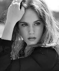 Matilda anna ingrid lutz (born 28 january 1991) is an italian model and actress. Matilda Anna Ingrid Lutz Filme Bio Und Listen Auf Mubi