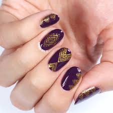 14 Chic New Years Nail Designs For Every Taste Sonailicious New years nail art new years eve nails new year clock new year's nails nails magazine nail tech nail art designs christmas time nail design.