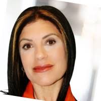 900+ "(realtor)" profiles