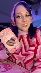 Chaotic Valentine's Day Cards DIY: A Cute Idea Turned Crazy