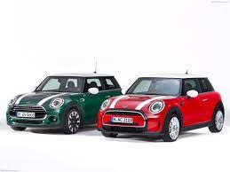 The relaunch unveiled this week his clever solutions for optimizing space gave the original mini its unmistakeable design; Mini Cooper 3 Door 2022 Pictures Information Specs