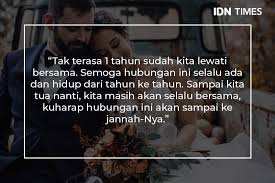 Aku akan selalu mengingat 12 bulan yang lalu ketika kita menjalin hubungan indah ini. 20 Ucapan Anniversary Pernikahan Yang Menyentuh Hati