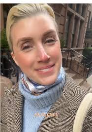 Morning holiday cheer ❤️❤️❤️❤️ #gratitude #christmas #fashiontiktok #fyp  #positivity