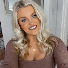 Alyssa Messer's Instagram, Twitter & Facebook