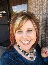 Tabatha Bray's Instagram, Twitter & Facebook