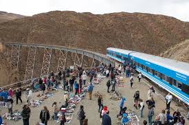 First, travelers are taken by the bus from salta (capital of the salta province) to the train station. Conoce Los Precios Horarios Y Dias En Los Que Podes Viajar En El Tren A Las Nubes En Julio