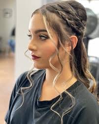 Bridal makeup by me and hair by @simjaap #makeuplover #makeupbridal  #makeupartists #makeupartistriverside #makeupartistfontana #makeupandhair  #makeupandhairstyle #bridalmakeupandhair #indianbride  #indianbridalhairandmakeup