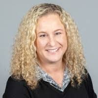 Kristin Cramer's Instagram, Twitter & Facebook