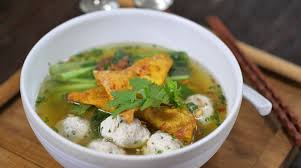 Bakso umumnya dibuat dari campuran daging sapi giling dan tepung tapioka. Fish Meatball Soup Sup Bakso Ikan Yang Lezat Dan Sehat Merries Popok Bayi No 1 Di Jepang