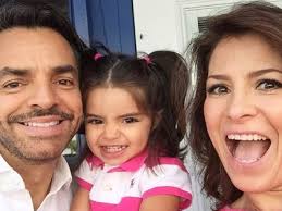 Alessandra rosaldo (born alejandra sánchez barrero; Alessandra Rosaldo Conto Como Se Dio El Flechazo Con Eugenio Derbez Linea Politica
