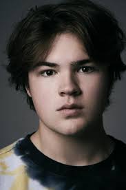 Max Donovan's Instagram, Twitter & Facebook