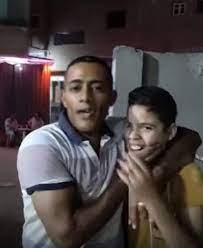 الأقباط متحدون - ظهور شبيه محمد رمضان بالفيوم.. رواد تواصل: ده هو.. نسخة طبق الاصل.. فلتر