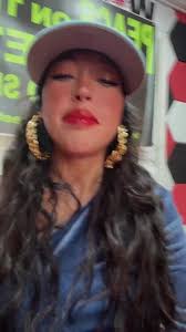 LIVE @peaceonthestreetsradio @davenportfashionlab @broncosdhs Fashion  Students