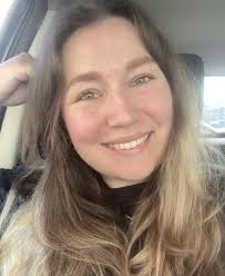 Listening through the entire 'verse, and each narrator has a “best voice”