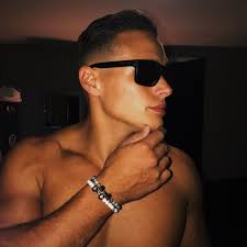 Doug Yuen (@doug_yuen) • Instagram photos and videos