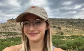 Meet Danielle Barton: Business owner, Entrepreneur, Community Outreach  Advocate