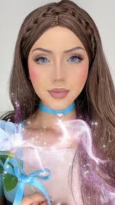 Barbie: Erika y el maquillaje de la princesa y la plebeya