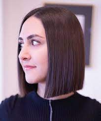 Coolest Blunt Bob Haircuts For Girls And Women To Look Flattering This Year Hair And Comb Medium Bob Hairstyles Bob Hairstyles Inverted Bob Haircuts