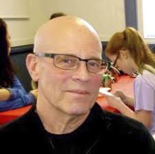 Former Washington man makes life-size sculpture of Edison